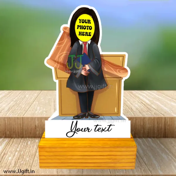Personalizes Lady lawyer caricature