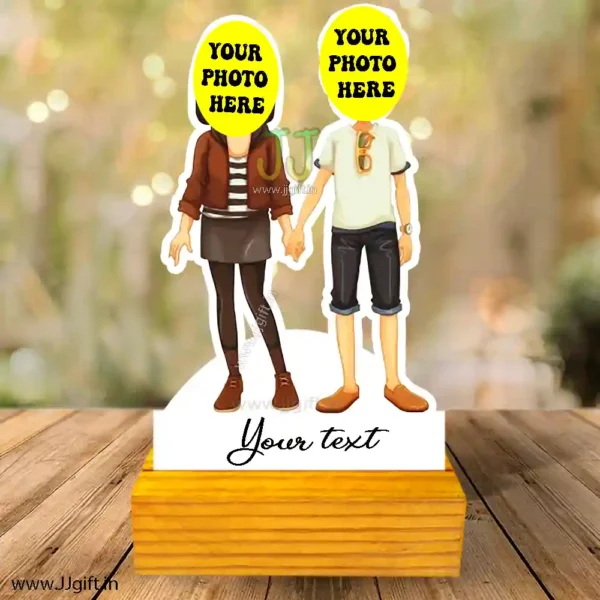 Personalized friend caricature on wooden stand