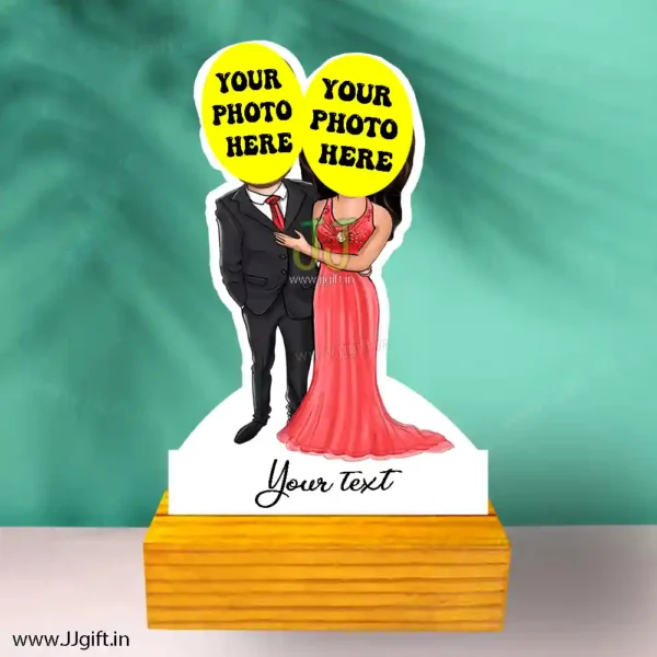 Personalized couple caricature