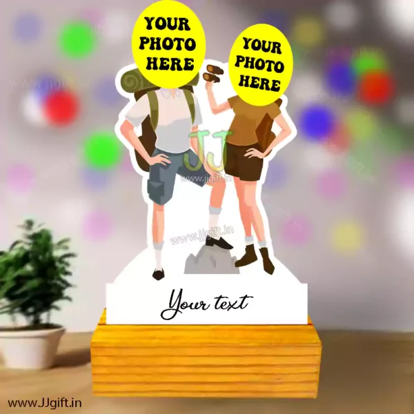 Caricature gift for traveling couple - Image 3