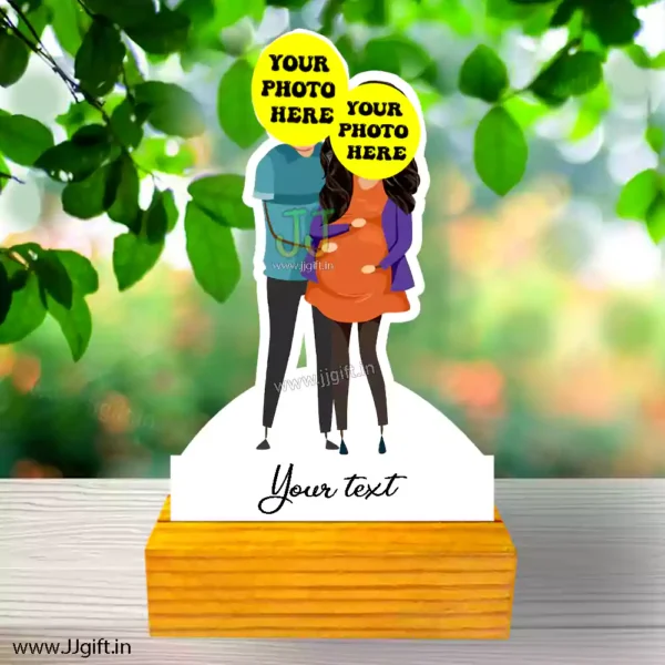 Mom and dad to be caricature gift - Image 3