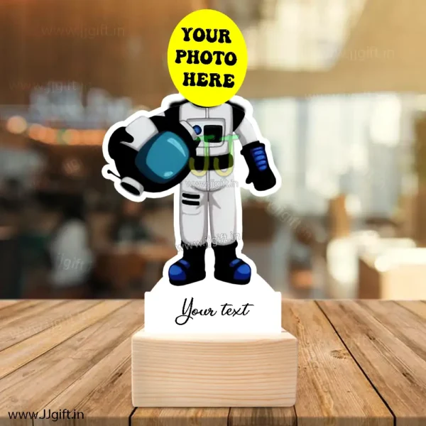 Astronaut caricature gift - Image 3