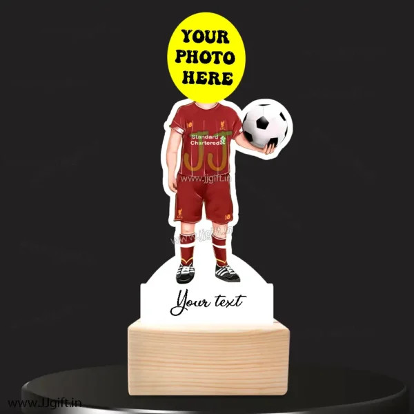 Football player presents - Image 3