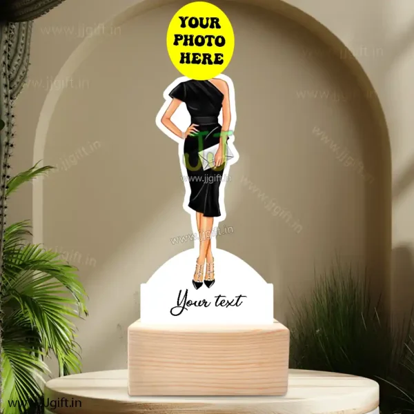 Caricature gift for female boss - Image 3