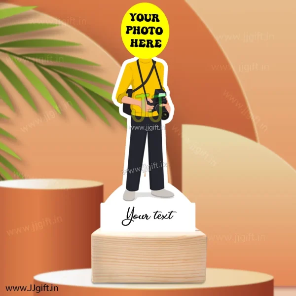 Caricature gift for photographer - Image 3