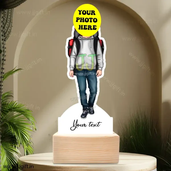 Traveller caricatue gift - Image 3