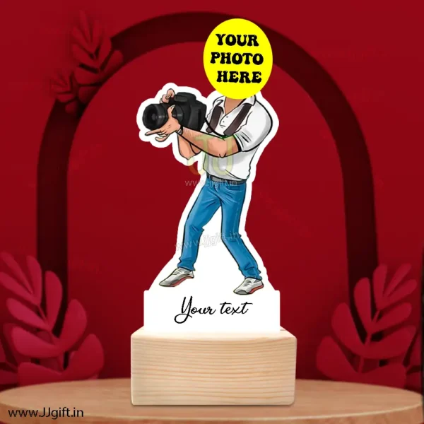 Caricature gifts for a photographer friend - Image 3