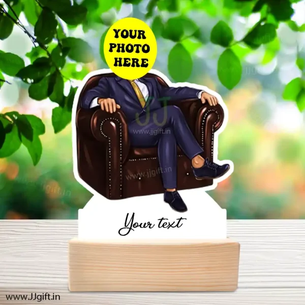 Male boss caricature gift - Image 3