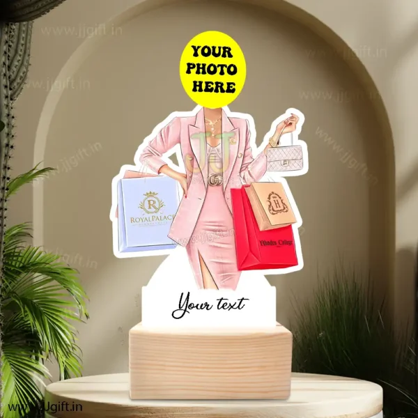 Shopping girl caricature - Image 3