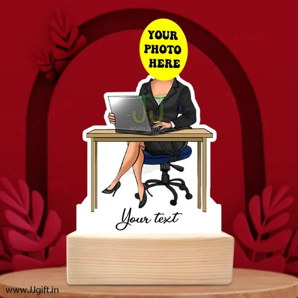 Corporate Lady caricature gift - Image 3