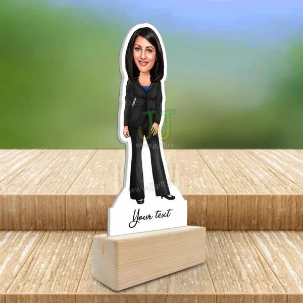 Glam up lady caricature - Image 2