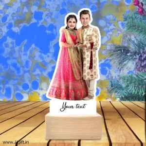 Bride and groom caricatue gift idea