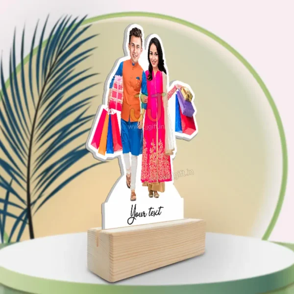 Shopholic couple caricature - Image 2