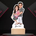 Baby expecting couple caricature gift