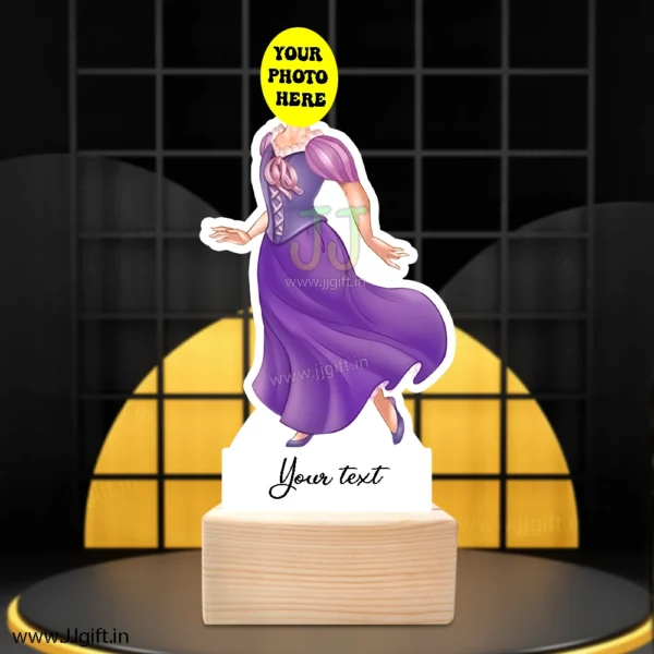 Beautiful girl caricature - Image 3