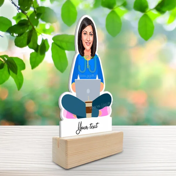 Personalized It field girl caricature gift, standee for computer and it engineer - Image 2
