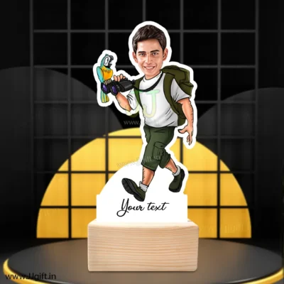 Travel lover standee gift, personalized gift for traveller