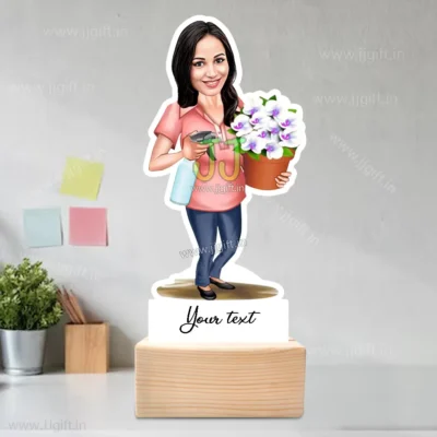Custom Female Florist Caricature Gift, Showpiece Standee Gift For Her