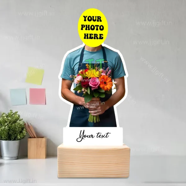 Florist Theme Personalized Caricature Standee – Custom Gift with Face, Personalized Face Florist Statue - Image 3