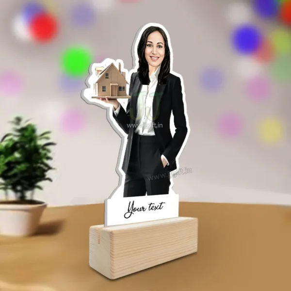 Realty Queen Gift Idea, Personalized Female Realtor Caricature Showpiece - Image 2