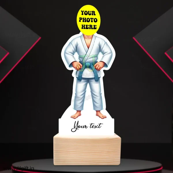 Personalized Karate Fighter Caricature Standee, Custom Cartoon Acrylic Gift for Martial Arts Lovers - Image 3